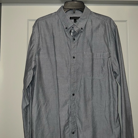 Banana Republic Other - Men’s Banana Republic Grey casual button down